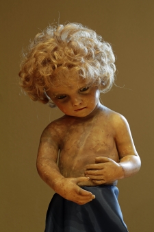 foto: figurína dítěte