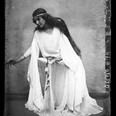 Anna Suchánková jako Desdemona, z představení Othello, 1908 (foto Karel Váňa)