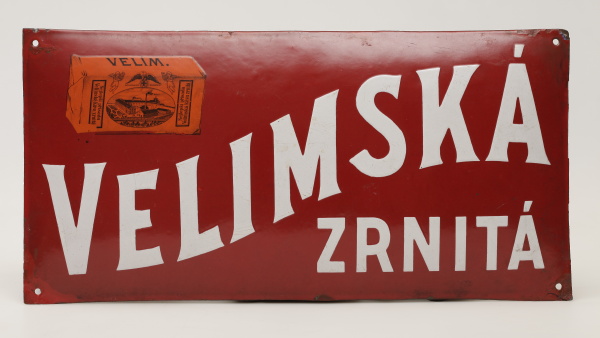 Reklamní cedule na Velimskou zrnitou, po r. 1920 (zdroj: Národní muzeum)